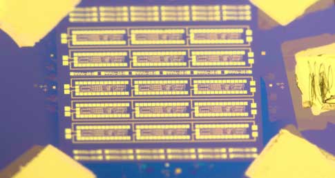 Researchers make first 2D microprocessor