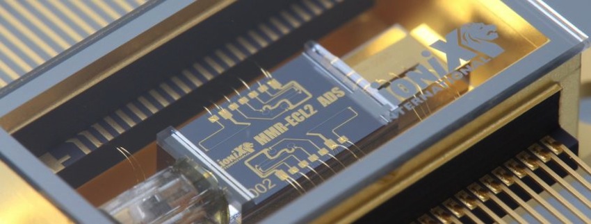 Combining platforms enables new applications varying from telecom, datacom to bio-photonics, sensing and metrology Combining platforms enables new applications varying from telecom, datacom to bio-photonics, sensing and metrology