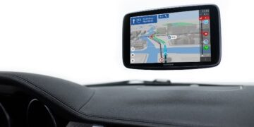 AIROC™ Wi-Fi & Bluetooth® combo chip brings reliable, high performance connectivity to TomTom’s new satnav