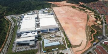 Infineon doubles down on wide bandgap