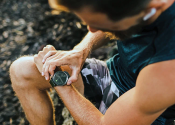 Smartwatch delivers advanced biometric data and insights using Nordic’s high-end SoC with dual-processor architecture