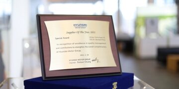 Hyundai Motor Group honors Infineon for supply competence and strategic cooperation for electric cars
