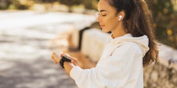 Infineon AIROC™ CYW43022 Wi-Fi 5 and Bluetooth® combo extends battery-life for IoT applications with up to 65 percent power reduction