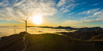 Infineon commits to set a science-based target and expands its climate strategy towards the supply-chain