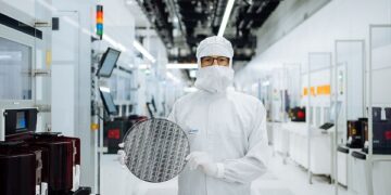 Infineon advances on 300-millimeter GaN manufacturing roadmap as leading Integrated Device Manufacturer (IDM)