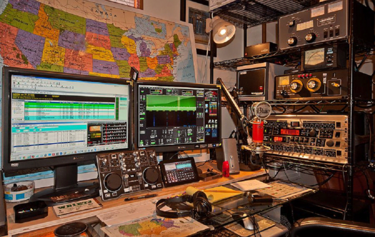 How to Set Up a Ham Radio Shack