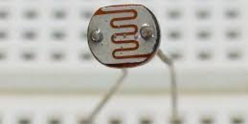 Dark Detection Sensor Using LDR: Circuit, Working & Applications