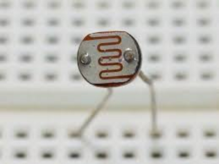Dark Detection Sensor Using LDR: Circuit, Working & Applications