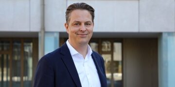 Infineon extends collaboration with SolarEdge to enable solid-state protection for 800 VDC AI data centers